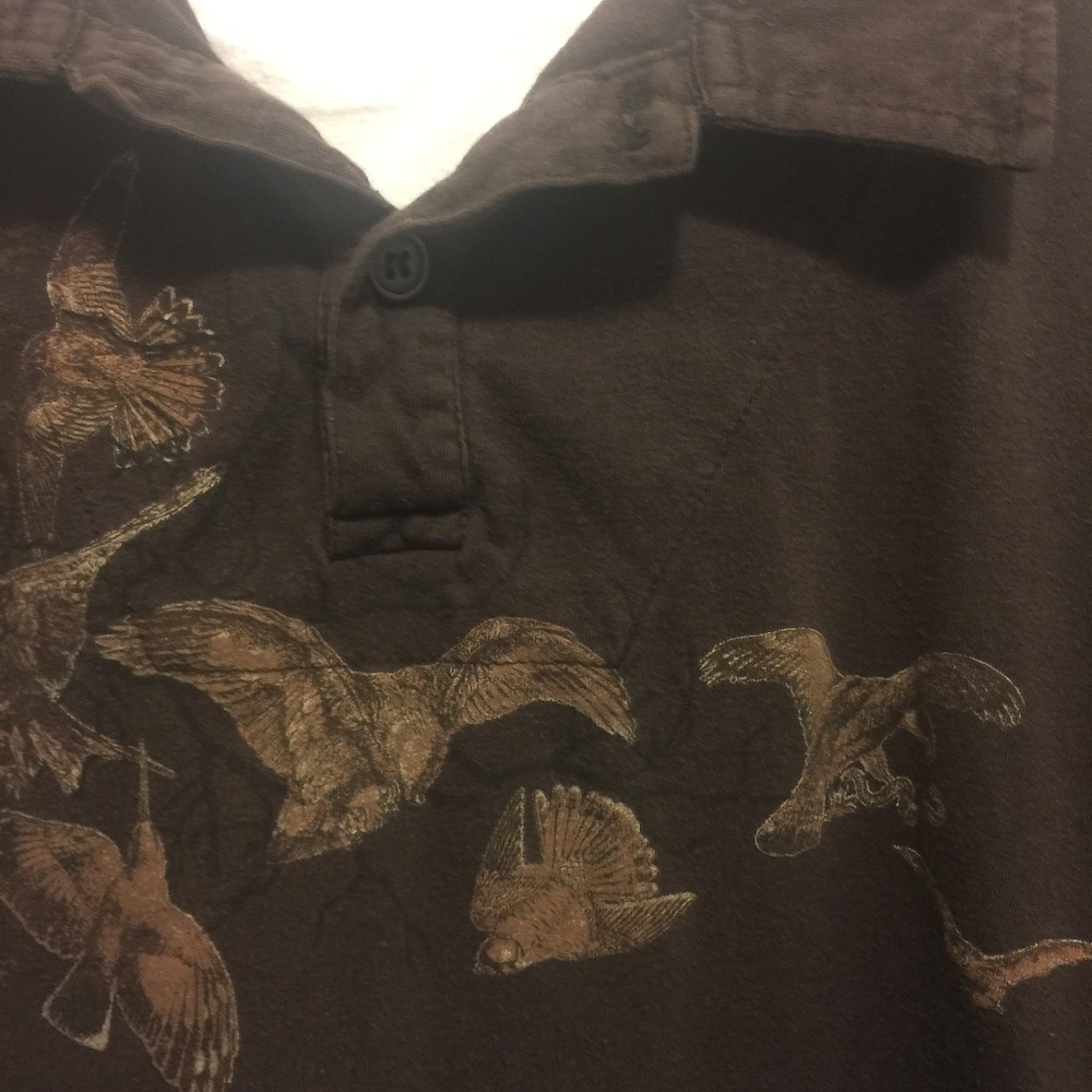 Stranded Graphic Tee - Picture 3 of 6